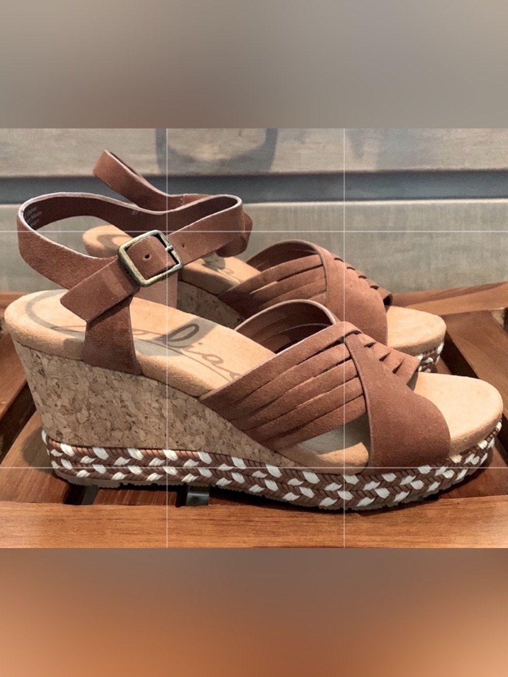 🕊️Zodiac Paola Wedge Sandals